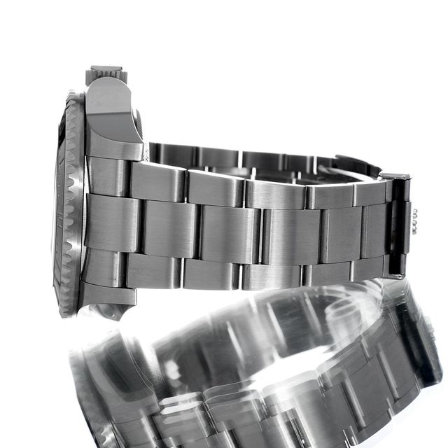 Rolex Deepsea 126660 Image 2